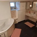 Liege 4420 Rue Jean Jaures 45 Grande Maison Joyeuse Avec Terrasse 30m2 Pour 8 Personnes Maximum Feriehus