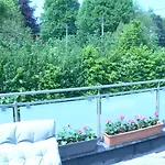 Liege 4420 Rue Jean Jaures 45 Grande Maison Joyeuse Avec Terrasse 30m2 Pour 8 Personnes Maximum *