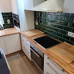 Liege 4420 Rue Jean Jaures 45 Grande Maison Joyeuse Avec Terrasse 30m2 Pour 8 Personnes Maximum Saint-Nicolas (Liege)