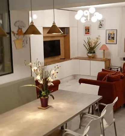 Holiday home Liege 4420 Rue Jean Jaures 45 Grande Maison Joyeuse Avec Terrasse 30m2 Pour 8 Personnes Maximum