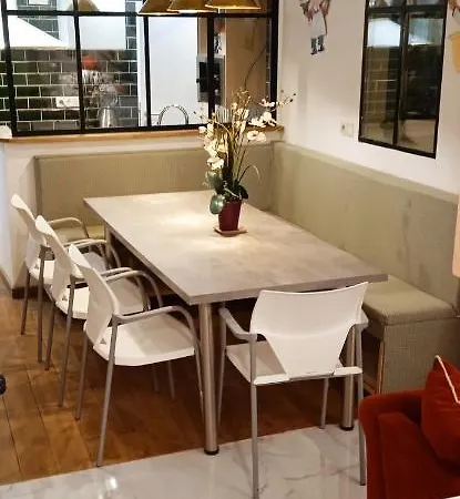 Liege 4420 Rue Jean Jaures 45 Grande Maison Joyeuse Avec Terrasse 30m2 Pour 8 Personnes Maximum * Saint-Nicolas (Liege)