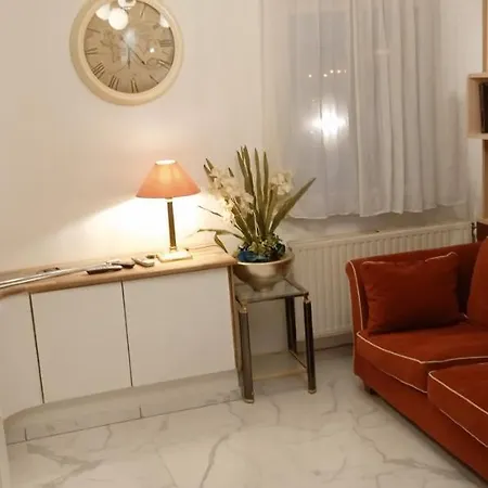 Holiday home Liege 4420 Rue Jean Jaures 45 Grande Maison Joyeuse Avec Terrasse 30m2 Pour 8 Personnes Maximum Saint-Nicolas (Liege)