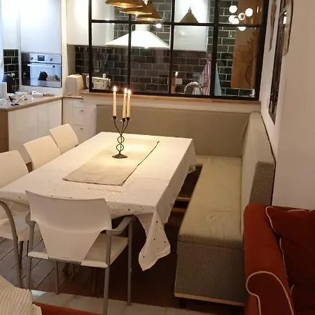 Holiday home Liege 4420 Rue Jean Jaures 45 Grande Maison Joyeuse Avec Terrasse 30m2 Pour 8 Personnes Maximum *