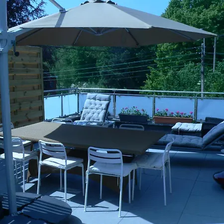 Liege 4420 Rue Jean Jaures 45 Grande Maison Joyeuse Avec Terrasse 30m2 Pour 8 Personnes Maximum بيت للعطل سانت نيكولاس