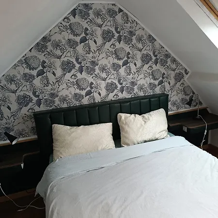 Semesterbostad Liege 4420 Rue Jean Jaures 45 Grande Maison Joyeuse Avec Terrasse 30m2 Pour 8 Personnes Maximum Saint-Nicolas (Liege)